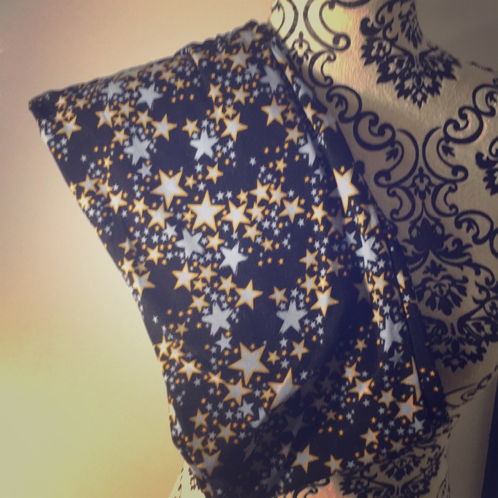 Super soft never worn stars LuLaRoe OS leggings!